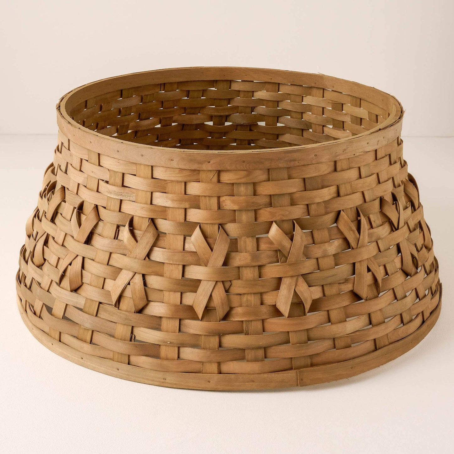 Woven Basket Tree Collar