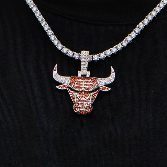 The GLD Shop Chicago Bulls Pendant 14k White